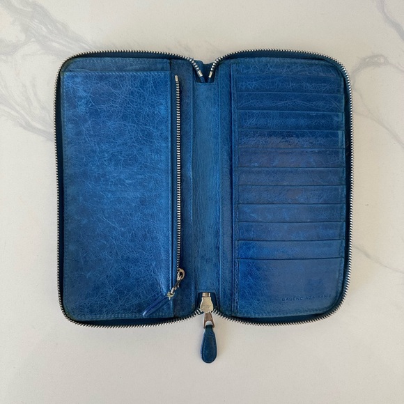 BALENCIAGA Zip Around Wallet, Blue with Giant Silver Hardware - Picture 12 of 15